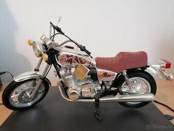 Model motorky Yamaha... - 8