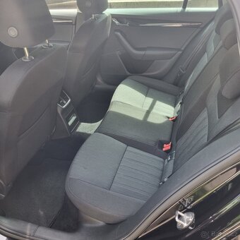 Škoda Octavia 3 2.0 tdi 110Kw - 8