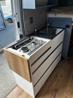 Obytný Renault master 2.5dci - 8