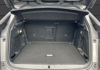 Peugeot 3008 BlueHDi 130 S&S ALLURE EAT8 rok 2022 - 8