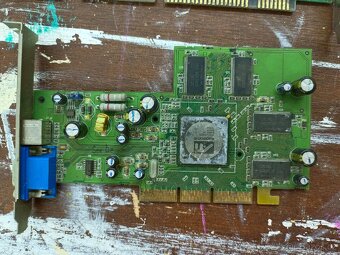 staré grafické karty, Trident, UMC, Cirrus logic, S3... - 8