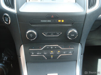Ford S-MAX 2.0 TDCi 7 MIST TOP STAV - 8