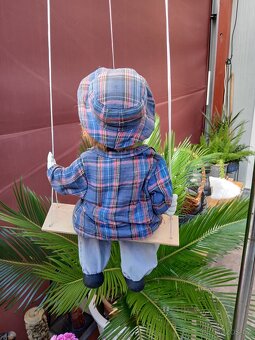 REZERVOVÁNO. Retro loutka-klaun na houpačce - 8