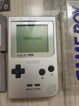 Nintendo GameBoy pocket - 8