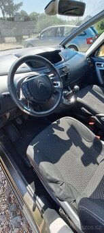 Citroën C4 Picasso 1.6i 16V 88kW ČR - 8