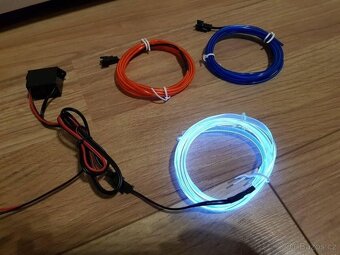 LED ambientni pasy dveri palubovky - 8