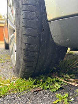 Alu kola VW 5x112 R17 235/45 letní pneu - 8