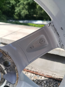 Litá kola Dezent 16" - 8