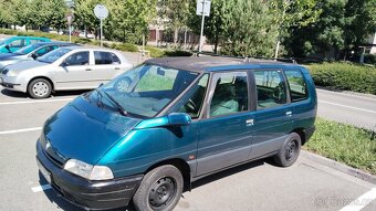 Renault Espace 2.2.      4x4 - 8