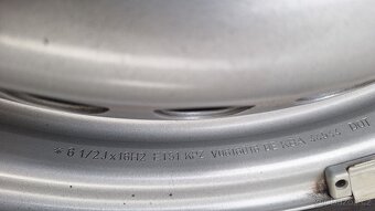 Sada disků VW 16" 5x120 letní pneu 205/65 R16C 3-7mm - 8