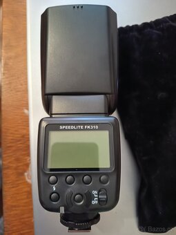 Prodam Nikon D 5600 + objektiv 16-85mm+Blesk+baterie - 8