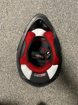 LS2 integrální helma - 8