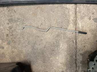 Opel Astra J řidičovy dveře - 8