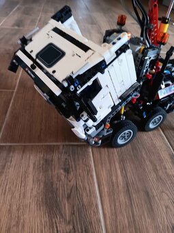 Lego Technic Mercedes - 8