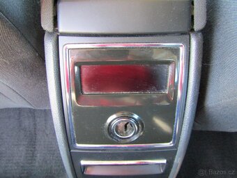 Škoda Superb II 2.0TDI , 103 kW nafta, 2010 - 8