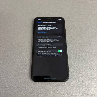 iPhone XR 64GB, pěkný stav, 12 měsíců záruka - 8