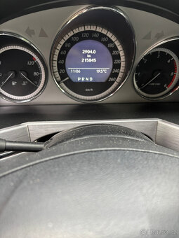 Mercedes-Benz GLK 320 CDI (2009) - 8
