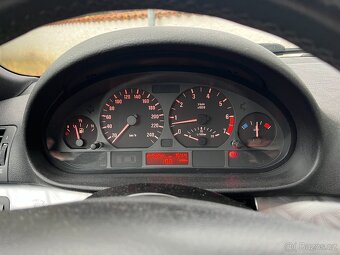 BMW 325 Ti Compact, 2001, manuál - 8
