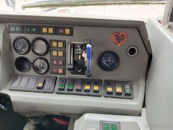 Prodám Tatru sklápěč s hydr. čelem - 8