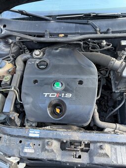 Škoda Octavia 1.9 TDI 81kW, Rok 1999 - 8