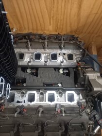 Originál nový motor 5,7 HEMI - 8
