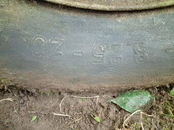 Náprava, nápravy asi z Robura - 8