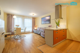 Prodej, byt, 3+kk + garáž, 117 m2, Karlovy Vary, ul. Na Vyhl - 8