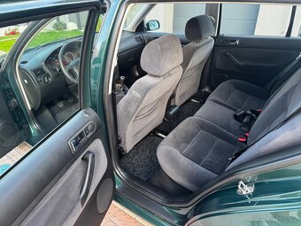 Volkswagen Golf IV 1.6i 77Kw - Klima - 8