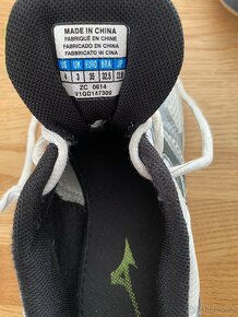 Boty & tenisky & sálovky Mizuno vel. 35 - 8