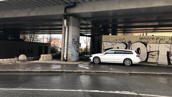 VW Passat Variant 2.0TDI/R-Line/Pano/DSG/LED - 8