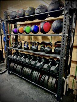 Regály na fitness vybavení - stojany, držáky - 8