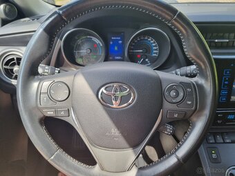 Toyota Auris Touring Sport 1,8 hybrid - 8