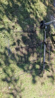 Nerezový gril na kýtu, kuře s motorem - 8