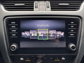 Škoda Octavia RS 2.0TDi DSG Full LED Navi Digi Klima ACC - 8