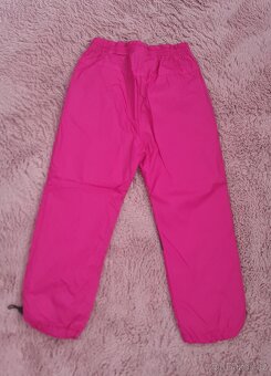 nepromokavé kalhoty/tepláky vel. 122 - 8