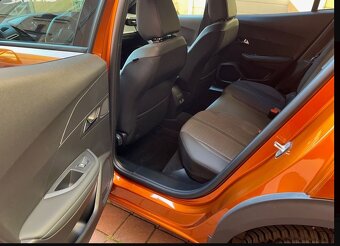 Peugeot 2008, 1,2 Pure Tech 130 Allure, automat. převodovka - 8
