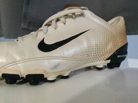 Nike Multiground 2006 Gold White vel. 45.5 - 8