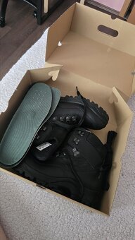 Kanady Gore-tex velikost eur 44. - 8