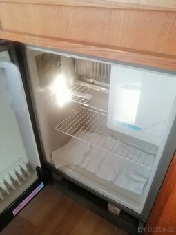 Peugeot j5 hobby 600 - 8