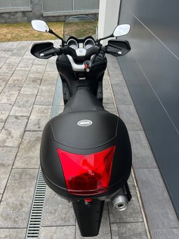 Prodam Yamaha Xmax 125 - 8