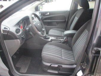 Ford Focus 1.6i DIGI AC - 8