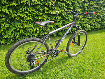 26" horské hliníkové kolo KELLYS, rám 17,5" kotouče - 8