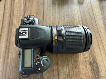 Nikon D7500 18-140 VR kit, zánovní v záruce - 8