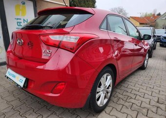 Hyundai i30 1.6-94kw-TOP VÝBAVA - 8