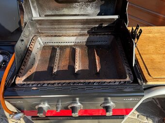 HYBRIDNÍ GRIL CHAR-BROIL - 8