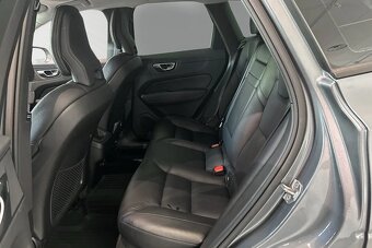 Volvo XC60 D4 AWD Momentum 2019 - 8