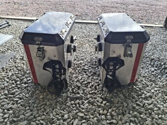 Suzuki V-STROM DL 1000 - 8