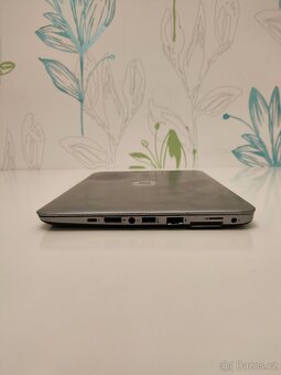 HP EliteBook 820 G3 / 8gb ram / i5-6200u / 256gb ssd - 8