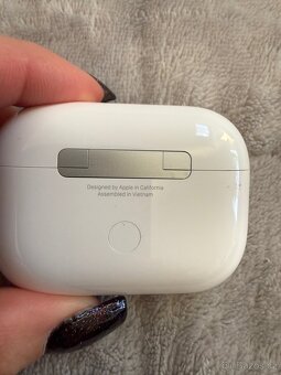 Apple AirPods Pro (2. generace) s MagSafe pouzdrem (USB-C) - 8