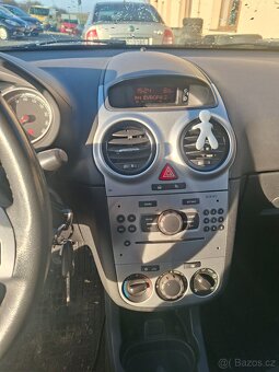 OPEL CORSA - 8